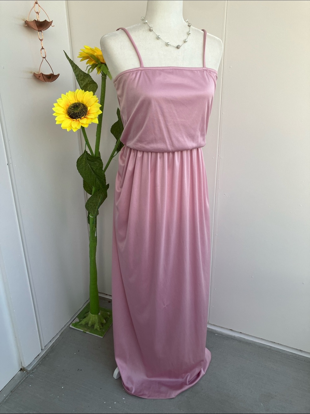 Vintage 70s Strappy Sleeveless Soft Mauve Pink Solid Color Disco Maxi Dress